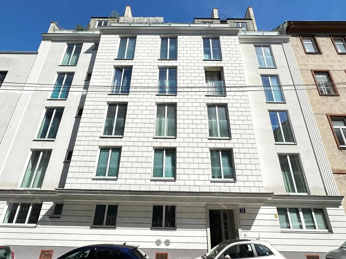 Pelikan Apartments Vienna 0*,