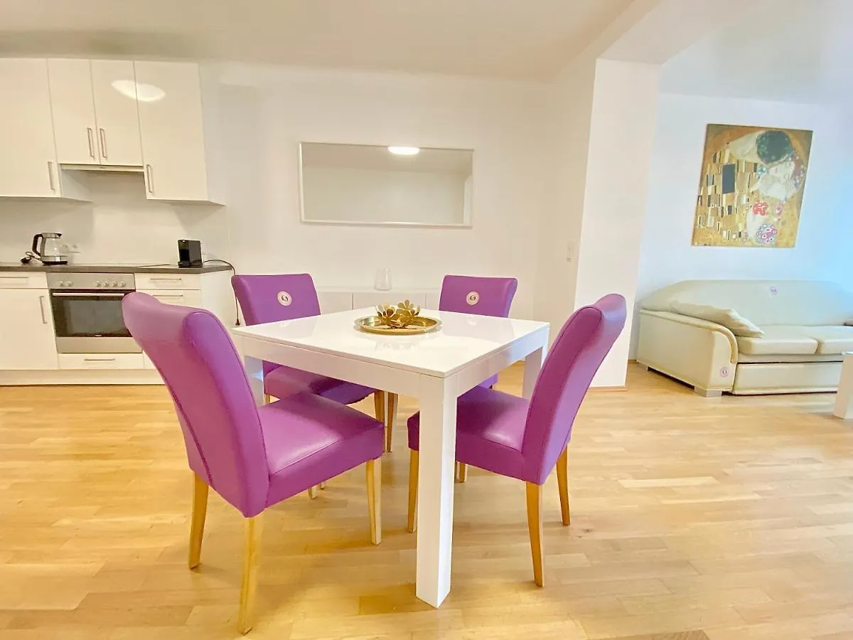 Pelikan Apartments Vienna