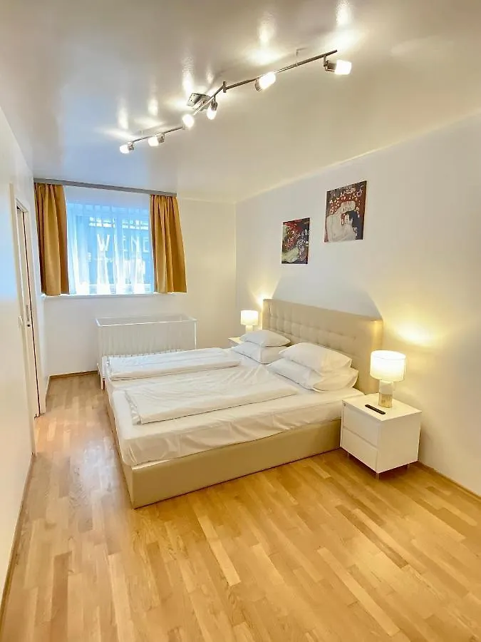 Pelikan Apartments Vienna Austria