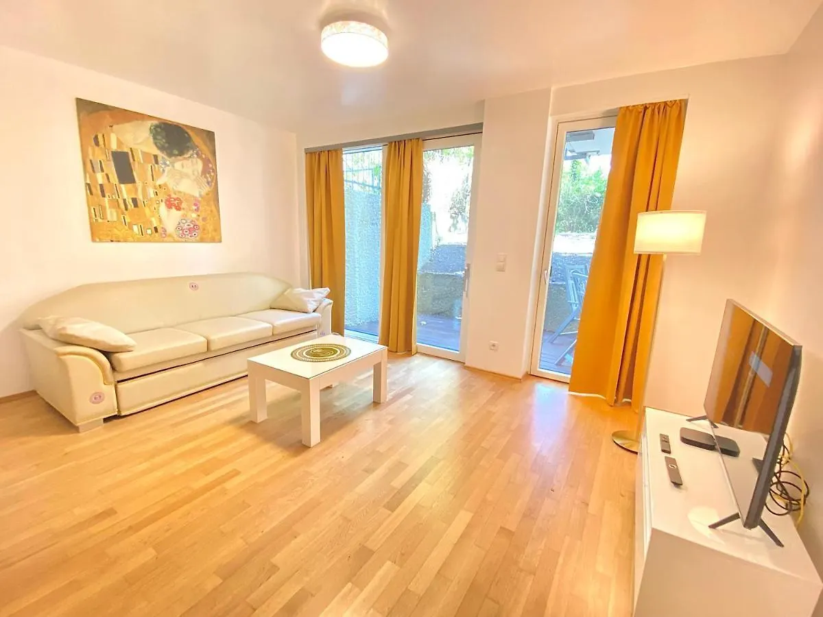 Pelikan Apartments Vienna