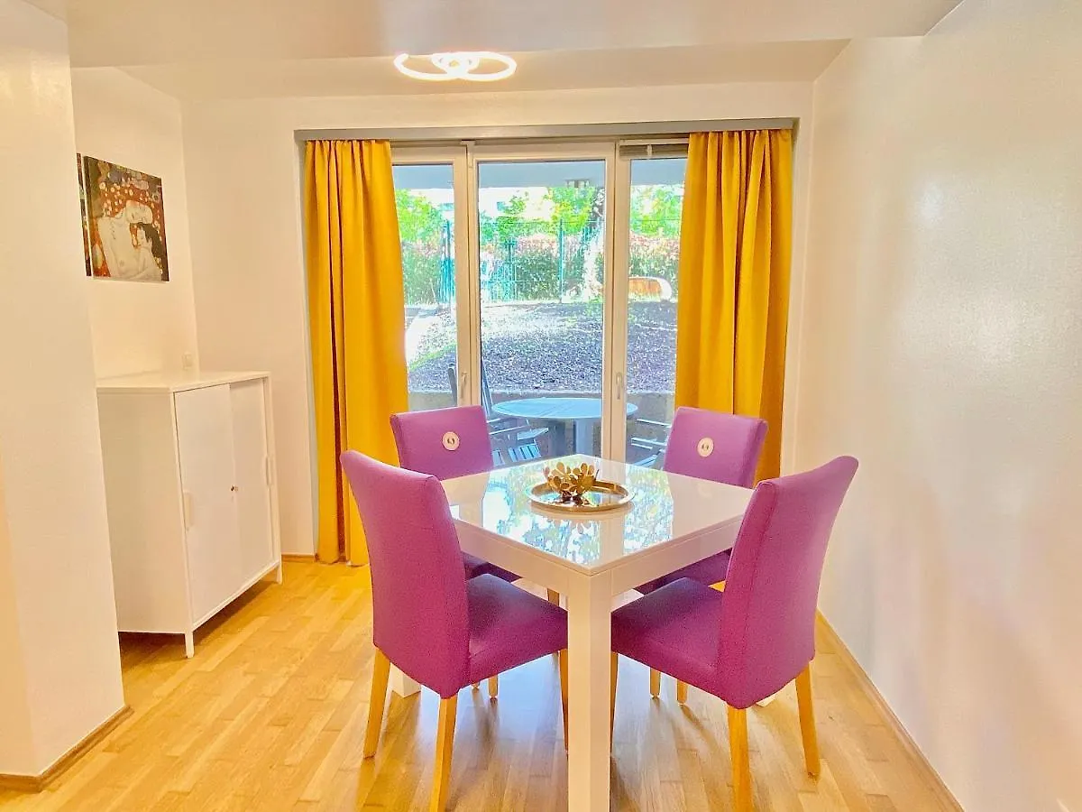 Pelikan Apartments Vienna Austria